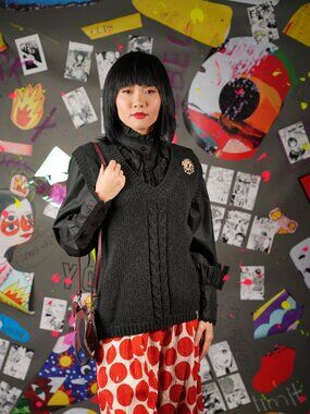 Wool Knit Vest + Vintage Pin Bundle – DIY Grunge Layering Piece with Retro Pins